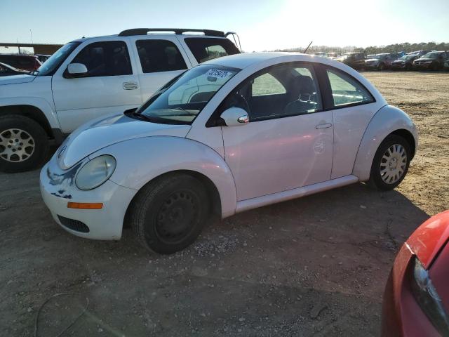 VOLKSWAGEN NEW BEETLE 2010 with VIN 3VWPW3AGXAM011643 - Photo from auction