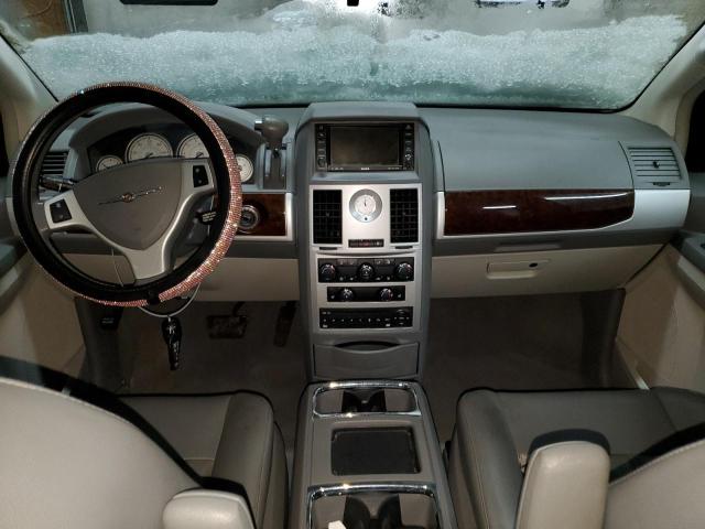 Photo 8 from auction – 2010 CHRYSLER TOWN & COU with VIN 2A4RR5D10AR113137