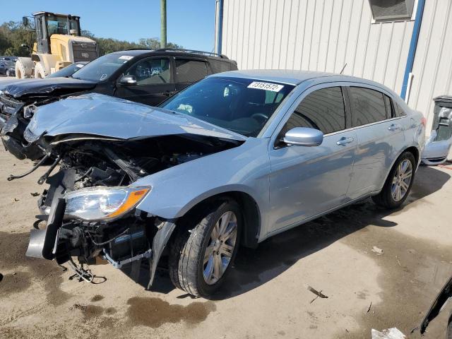Photo 2 from auction – 2013 CHRYSLER 200 TOURIN with VIN 1C3CCBBB1DN598059