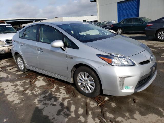 Photo 4 from auction – 2014 TOYOTA PRIUS PLUG with VIN JTDKN3DP3E3059682