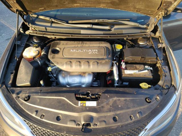 Photo 11 from auction – 2017 CHRYSLER 200 LIMITE with VIN 1C3CCCAB2HN501464