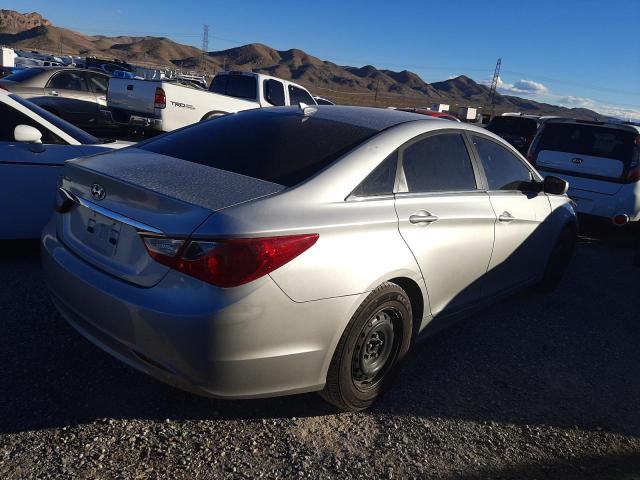 Photo 3 from auction – 2012 HYUNDAI SONATA GLS with VIN 5NPEB4AC2CH334859