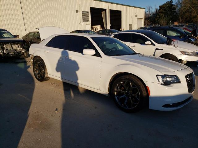 Photo 4 from auction – 2017 CHRYSLER 300 S with VIN 2C3CCABG5HH541688