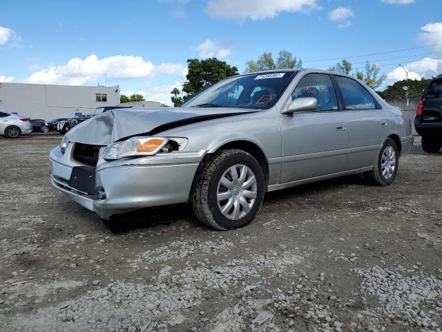 TOYOTA CAMRY CE 2001 with VIN 4T1BG22K71U047689 - Photo from auction