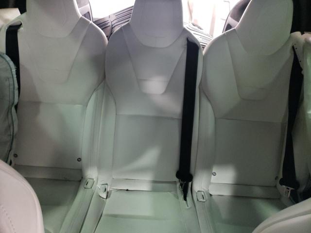 Photo 10 from auction – 2017 TESLA MODEL X with VIN 5YJXCAE27HF050431