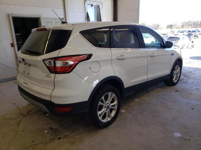 Photo 3 from auction – 2017 FORD ESCAPE SE with VIN 1FMCU0GD3HUE98429