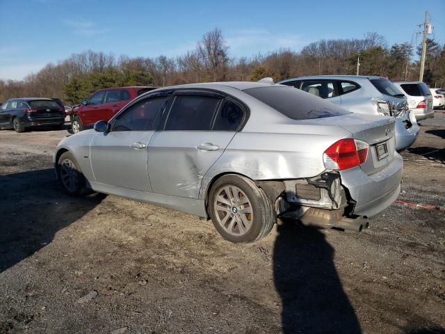 Photo 2 from auction – 2007 BMW 328 XI with VIN WBAVC93587KX60553