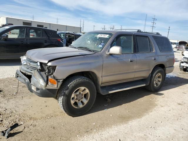 TOYOTA 4RUNNER SR 2002 with VIN JT3GN86R820251084 - Photo from auction