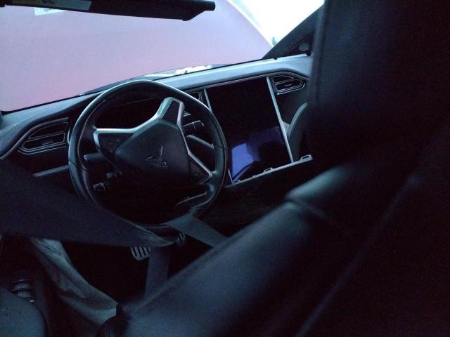 Photo 9 from auction – 2016 TESLA MODEL X with VIN 5YJXCAE49GFS00801