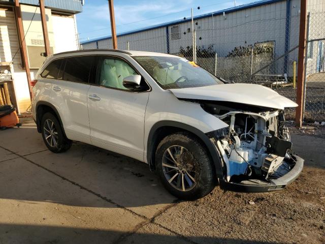 Photo 4 from auction – 2018 TOYOTA HIGHLANDER with VIN 5TDJZRFH1JS838287