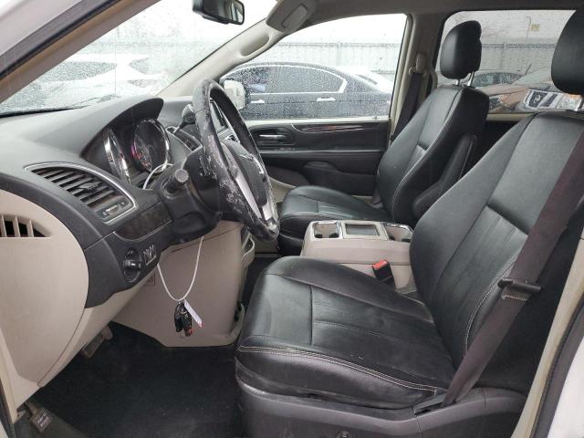 Photo 7 from auction – 2016 CHRYSLER TOWN & COU with VIN 2C4RC1BG4GR157223