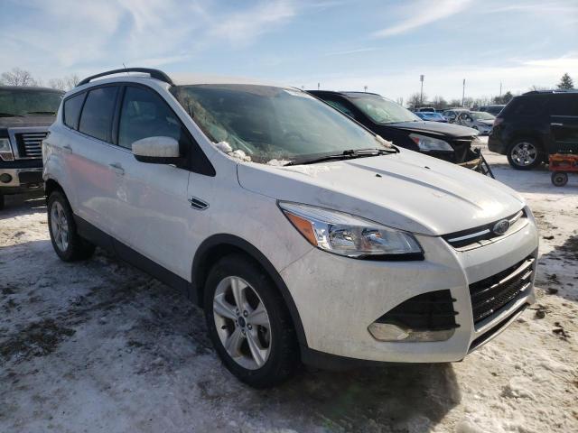 Photo 4 from auction – 2016 FORD ESCAPE SE with VIN 1FMCU9GX5GUB33165