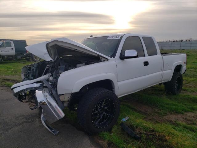Photo 2 from auction – 2004 CHEVROLET SILVERADO with VIN 1GCEK19T54E258297