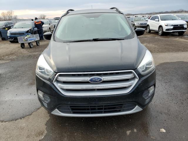 Photo 5 from auction – 2017 FORD ESCAPE SE with VIN 1FMCU0GD5HUA16432