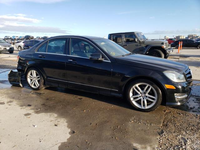 Photo 4 from auction – 2014 MERCEDES-BENZ C 250 with VIN WDDGF4HB0EA950294