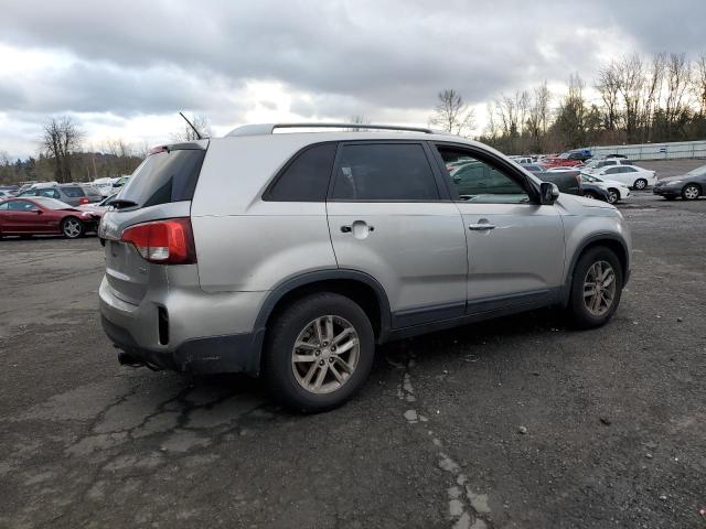 Photo 3 from auction – 2014 KIA SORENTO LX with VIN 5XYKT3A68EG532876