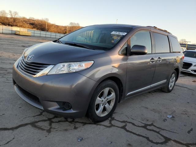 TOYOTA SIENNA LE 2017 with VIN 5TDKZ3DC2HS855795 - Photo from auction