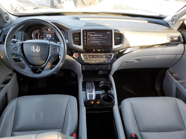 Photo 8 from auction – 2017 HONDA PILOT TOUR with VIN 5FNYF5H96HB027671