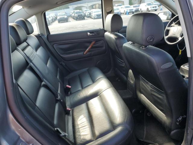Photo 10 from auction – 2001 VOLKSWAGEN PASSAT GLX with VIN WVWRH63B01P143832
