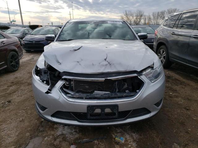 Photo 5 from auction – 2015 FORD TAURUS LIM with VIN 1FAHP2F81FG108818