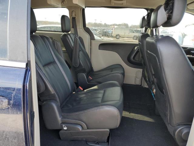 Photo 11 from auction – 2016 CHRYSLER TOWN & COU with VIN 2C4RC1BG2GR157785