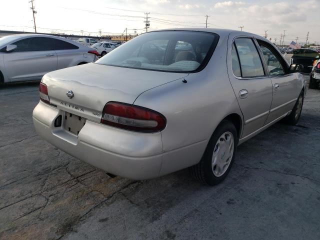 Photo 3 from auction – 1996 NISSAN ALTIMA XE with VIN 1N4BU31D5TC189673