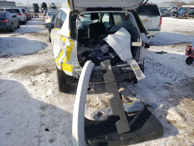 Photo 12 from auction – 2016 FORD ESCAPE SE with VIN 1FMCU9GX5GUB33165