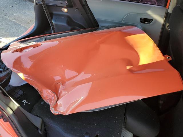 Photo 12 from auction – 2013 TOYOTA PRIUS C with VIN JTDKDTB38D1032510