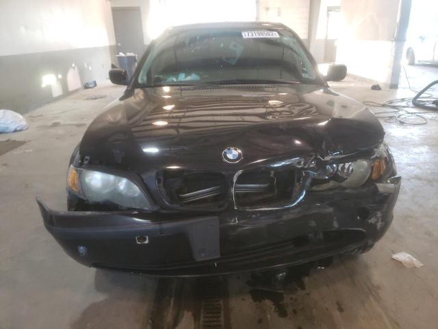 Photo 11 from auction – 2004 BMW 325 I with VIN WBAET37424NH05608
