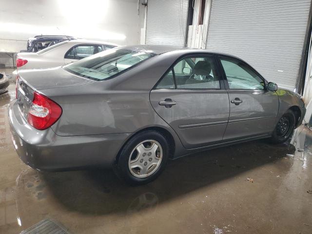 Photo 3 from auction – 2002 TOYOTA CAMRY LE with VIN 4T1BF32KX2U538736