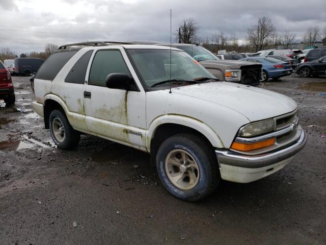 Photo 4 from auction – 2000 CHEVROLET BLAZER with VIN 1GNCS18W6YK148778