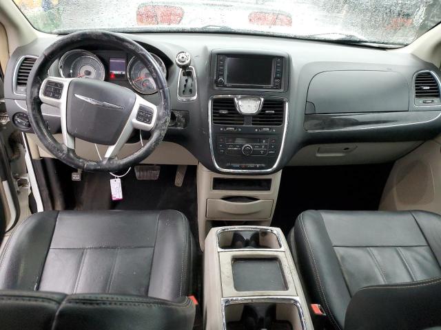 Photo 8 from auction – 2016 CHRYSLER TOWN & COU with VIN 2C4RC1BG4GR157223