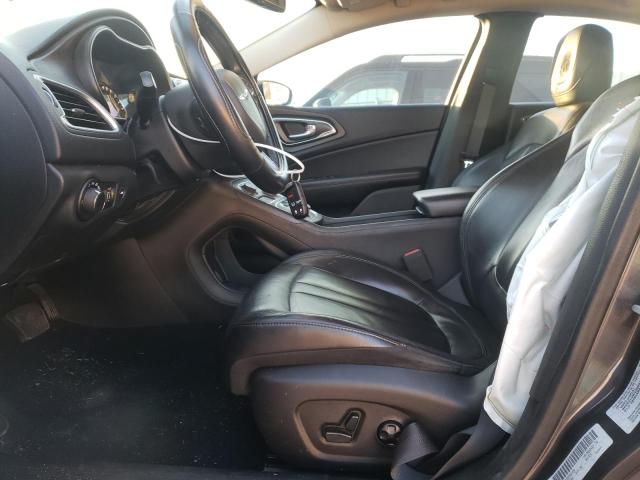 Photo 7 from auction – 2017 CHRYSLER 200 LIMITE with VIN 1C3CCCAB2HN501464