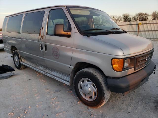 Photo 4 from auction – 2003 FORD ECONOLINE with VIN 1FBSS31L33HB42091
