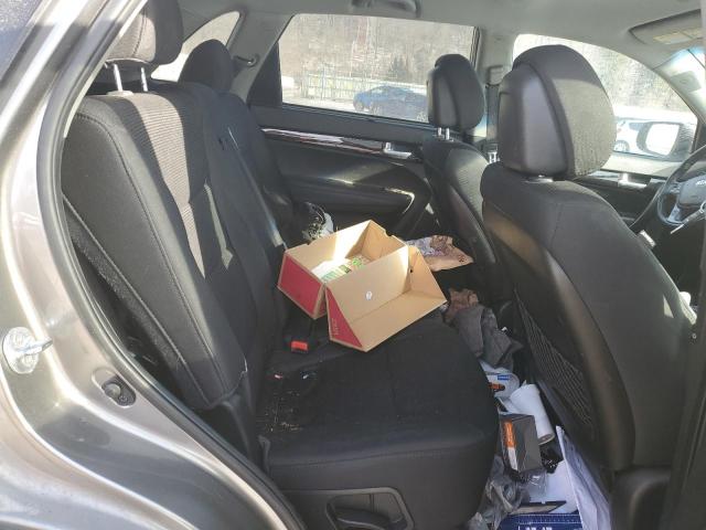 Photo 11 from auction – 2014 KIA SORENTO LX with VIN 5XYKTCA60EG530524