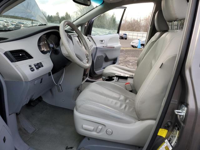 Photo 7 from auction – 2011 TOYOTA SIENNA XLE with VIN 5TDDK3DCXBS029975