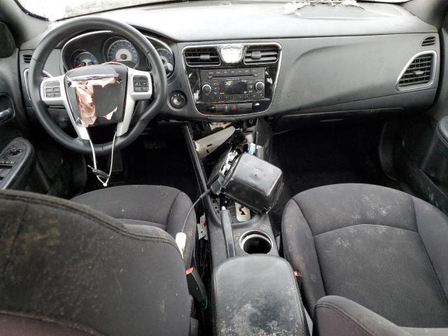 Photo 8 from auction – 2014 CHRYSLER 200 TOURIN with VIN 1C3CCBBG5EN144829