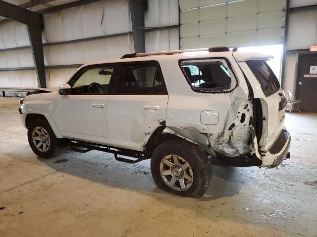 Photo 2 from auction – 2016 TOYOTA 4RUNNER SR with VIN JTEBU5JR0G5362829