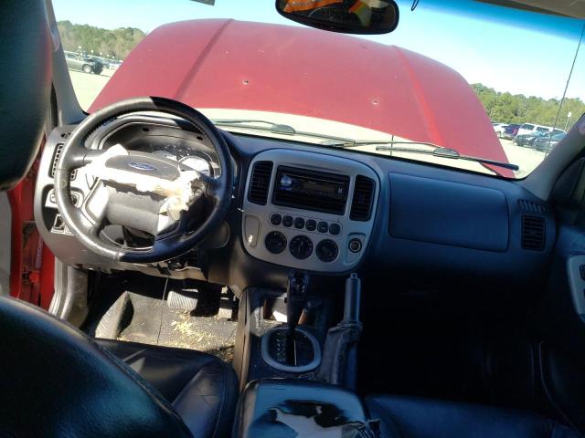 Photo 8 from auction – 2005 FORD ESCAPE LIM with VIN 1FMCU04105KB86358