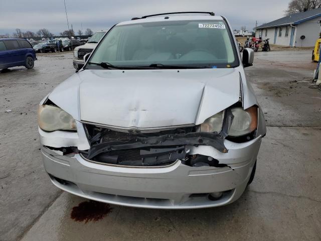 Photo 5 from auction – 2008 CHRYSLER TOWN & COU with VIN 2A8HR54P58R740845