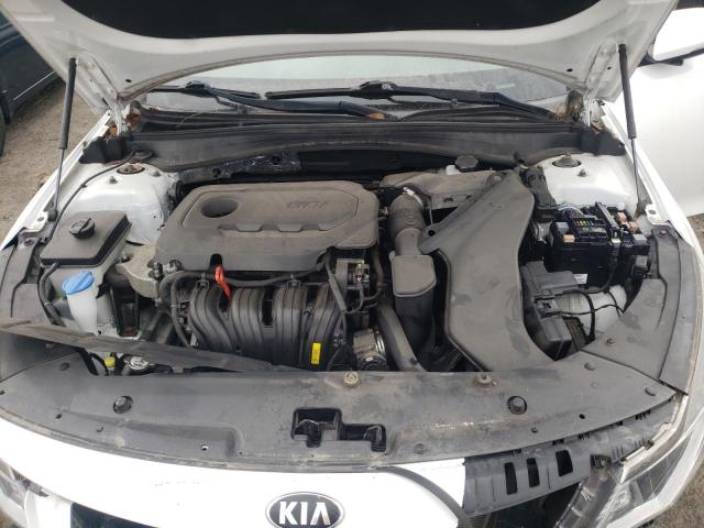 Photo 11 from auction – 2016 KIA OPTIMA LX with VIN 5XXGT4L31GG006353