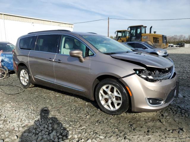 Photo 4 from auction – 2017 CHRYSLER PACIFICA T with VIN 2C4RC1BG9HR551690