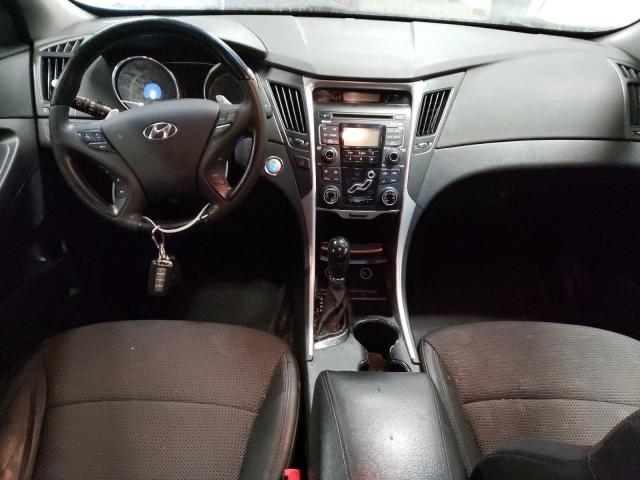 Photo 8 from auction – 2011 HYUNDAI SONATA SE with VIN 5NPEC4AB9BH198443
