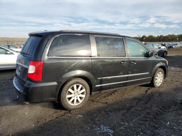 Photo 3 from auction – 2014 CHRYSLER TOWN AND C with VIN 2C4RC1BG1ER402427