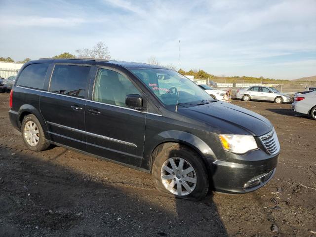 Photo 4 from auction – 2014 CHRYSLER TOWN AND C with VIN 2C4RC1BG1ER402427