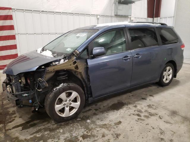 Photo 1 from auction – 2014 TOYOTA SIENNA LE with VIN 5TDKK3DC3ES431199