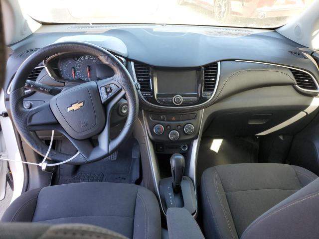 Photo 8 from auction – 2017 CHEVROLET TRAX LS with VIN KL7CJKSB1HB120553
