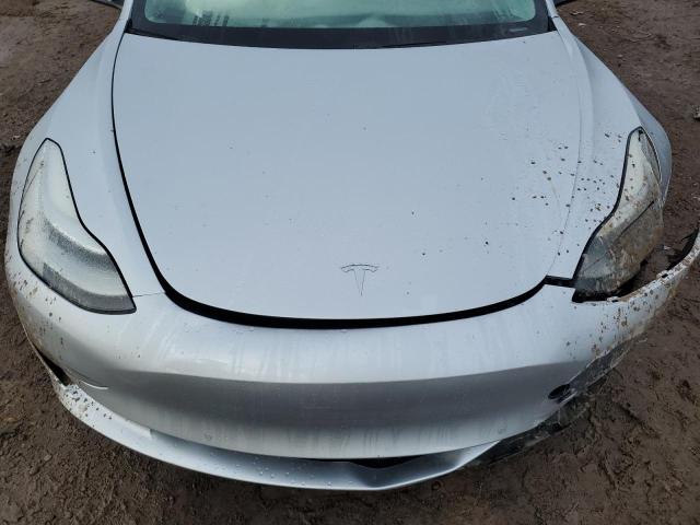 Photo 11 from auction – 2018 TESLA MODEL 3 with VIN 5YJ3E1EA2JF040525