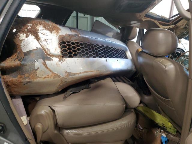 Photo 11 from auction – 2004 TOYOTA SEQUOIA SR with VIN 5TDBT44A94S208469