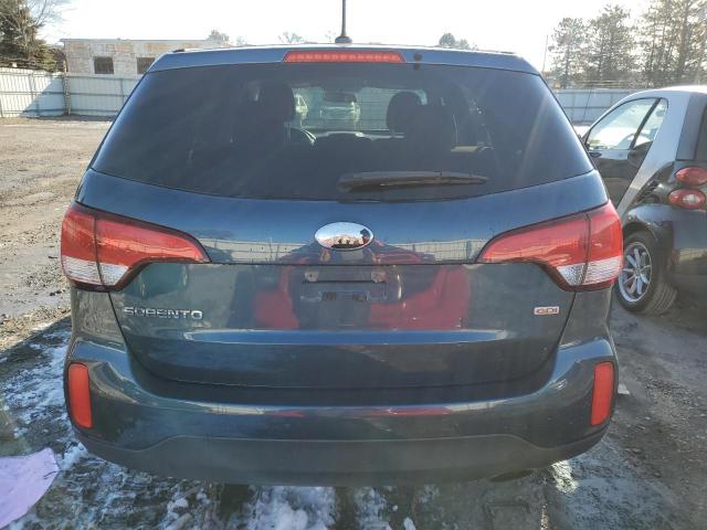 Photo 6 from auction – 2014 KIA SORENTO LX with VIN 5XYKTCA68EG544932